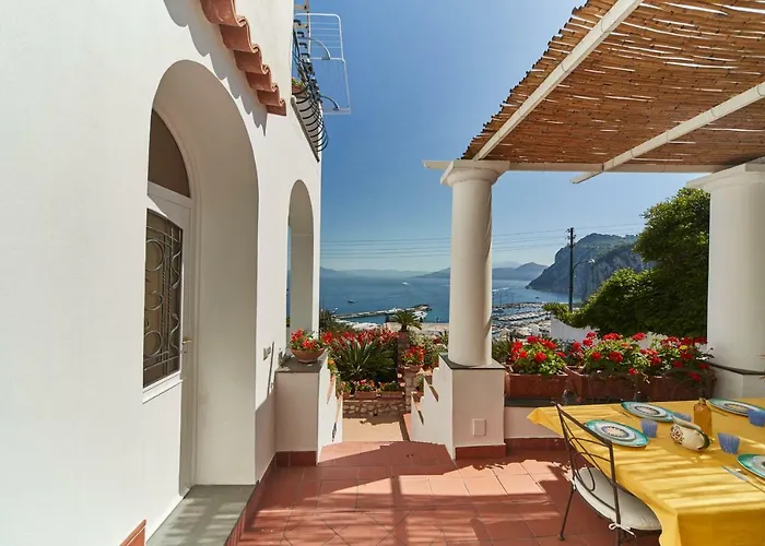 Chiara Marina Grande Feriehus Capri