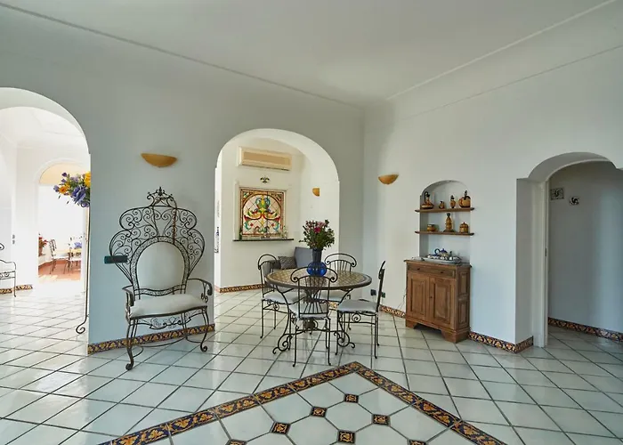 Chiara Marina Grande *