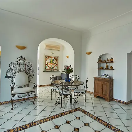 Chiara Marina Grande *