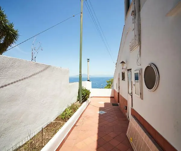 Chiara Marina Grande Vakantiehuis