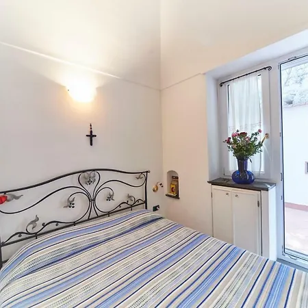 Chiara Marina Grande 別荘