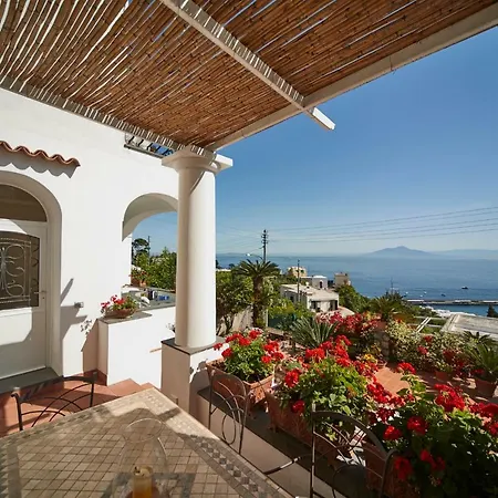 Chiara Marina Grande Hébergement de vacances *