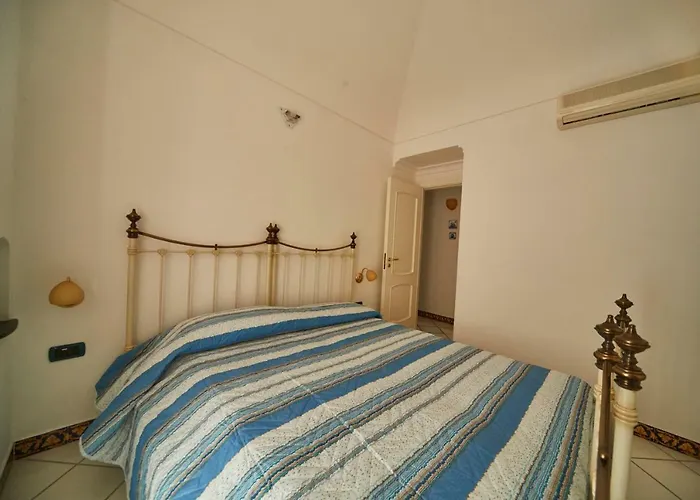 Chiara Marina Grande Capri