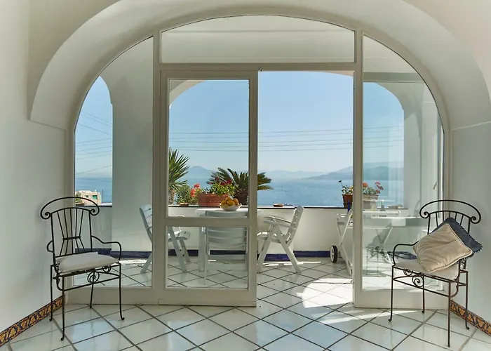 Chiara Marina Grande Prázdninový dům