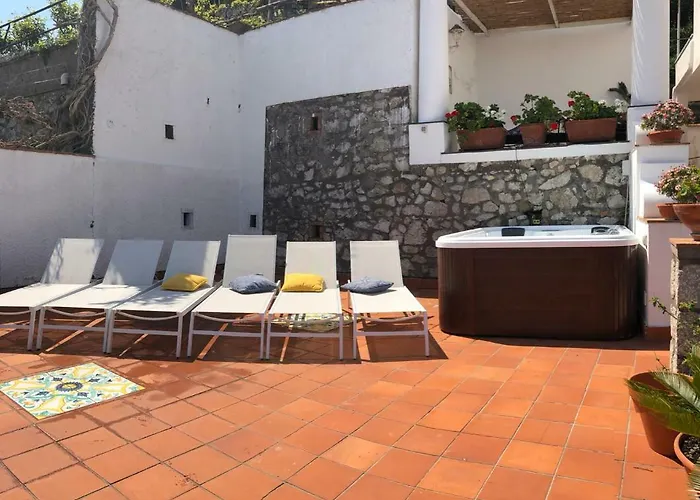 Chiara Marina Grande * Capri