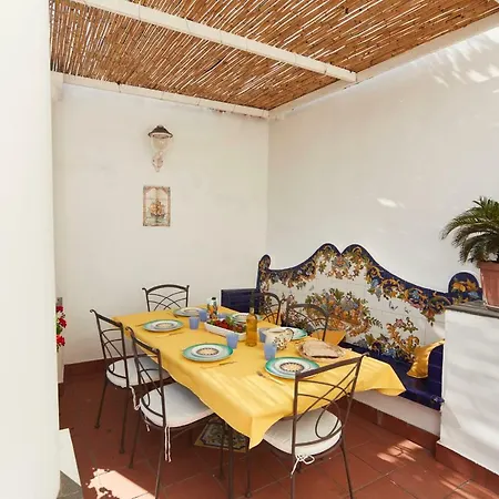 Chiara Marina Grande * Capri