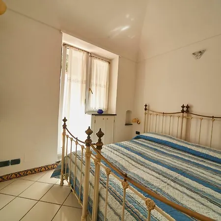 Chiara Marina Grande *