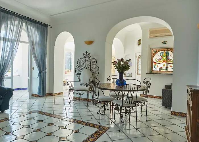 Chiara Marina Grande * カプリ